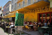 Arles, le Caf&eacute; Van Gogh